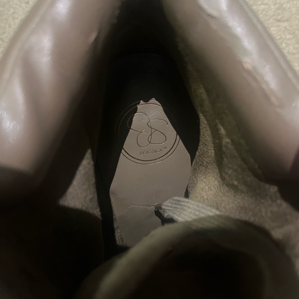 Booties - Picture 7 of 9
